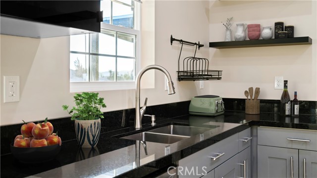 MLS #NP22225386 image #21