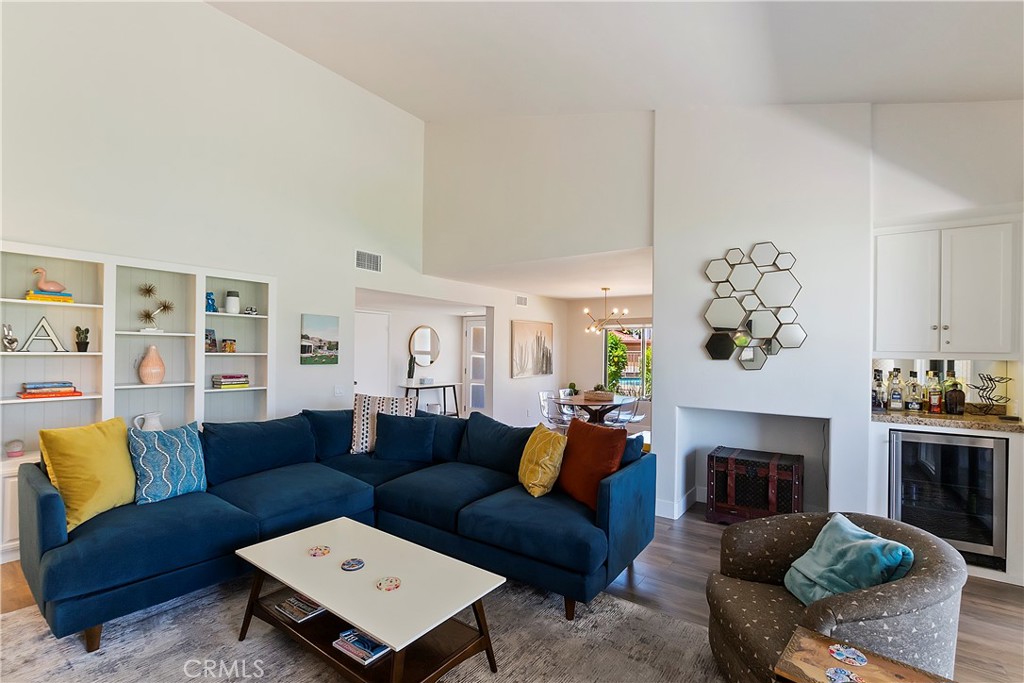 MLS #NP23115654 image #2