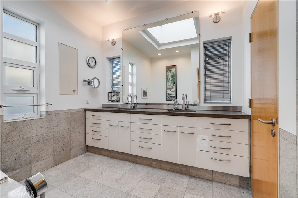 MLS #NP24022741 image #7