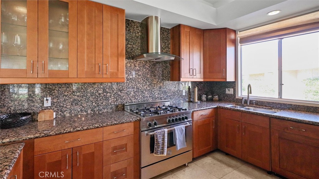 MLS #NP24066563 image #1