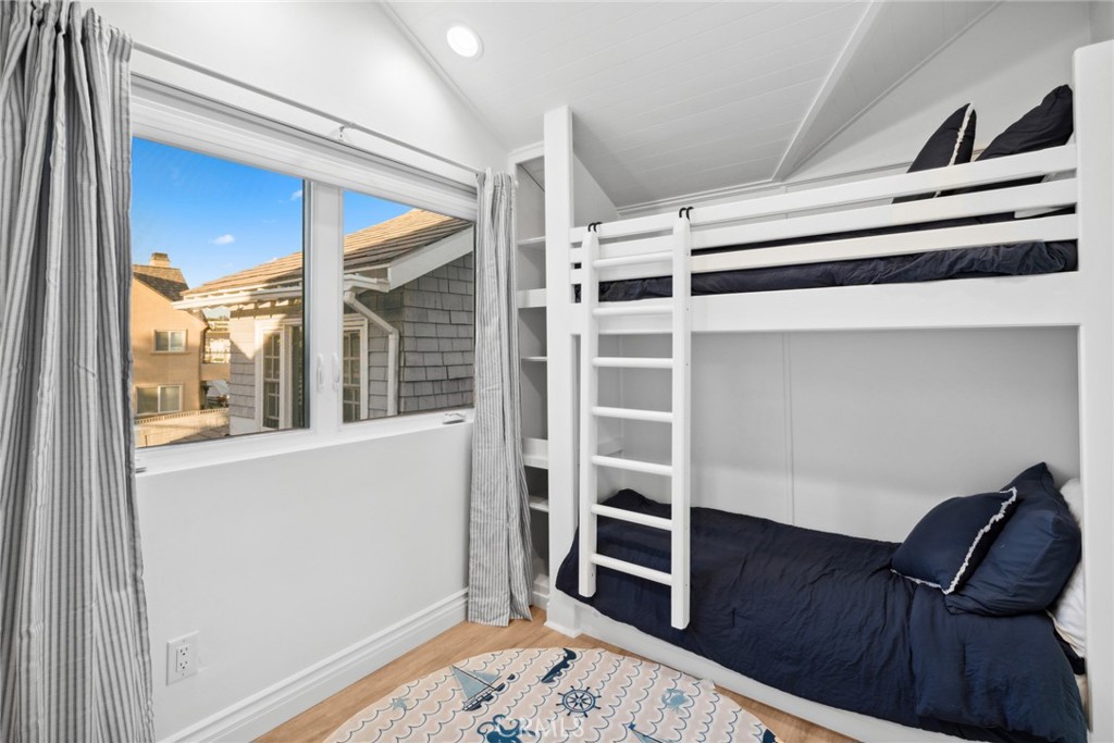 MLS #NP24233442 image #24