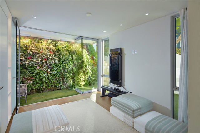 MLS #NP25004771 image #26