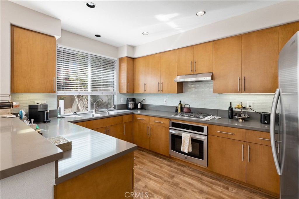 MLS #NP25029808 image #2