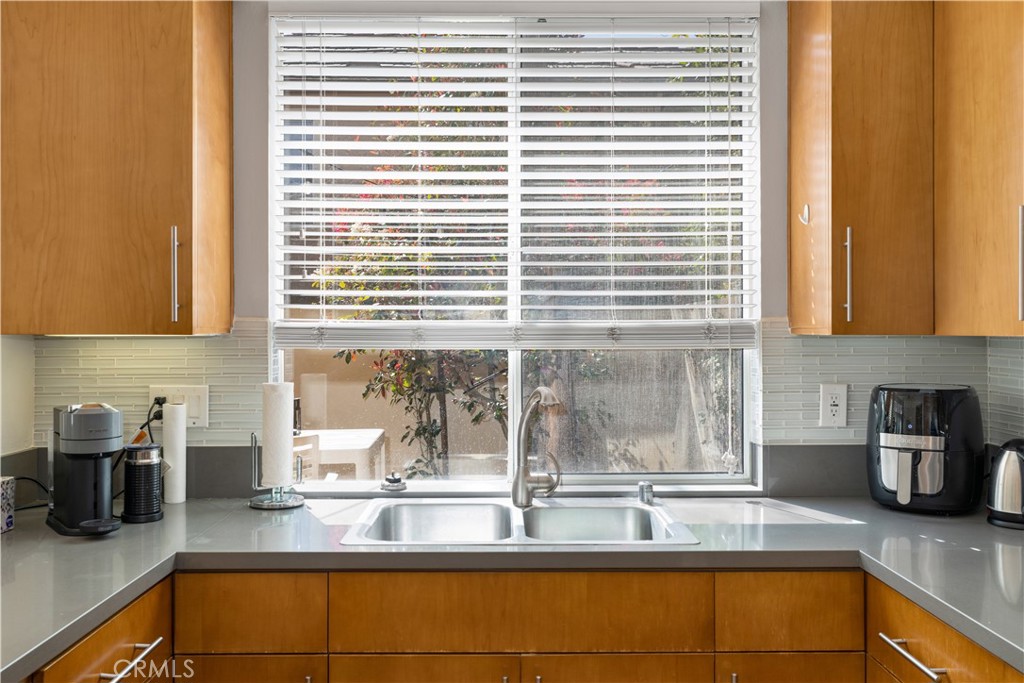 MLS #NP25029808 image #3