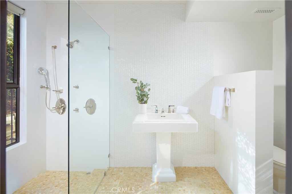 MLS #NP25031114 image #15