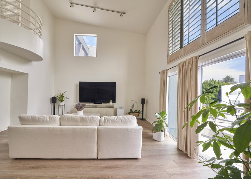 MLS #NP25039116 image #2