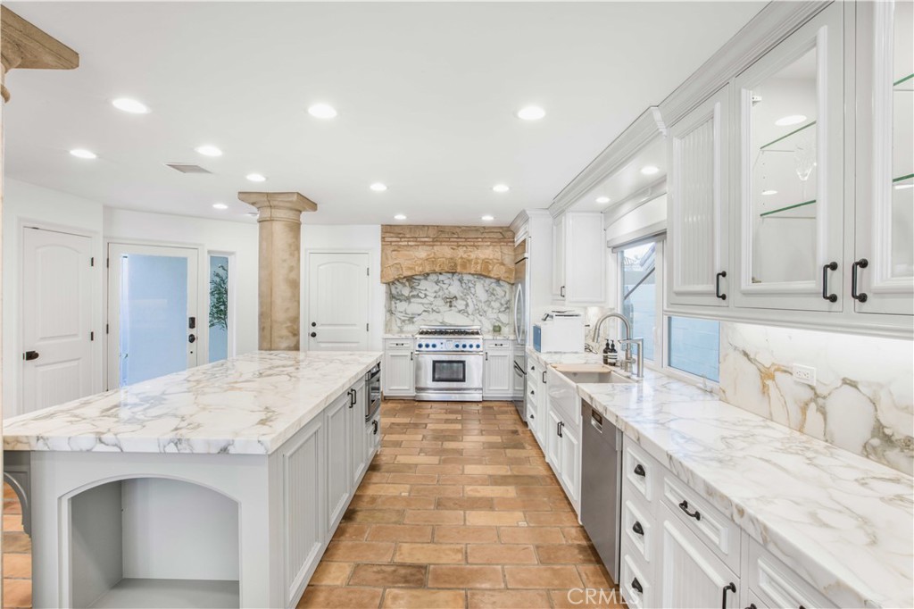 MLS #NP25043884 image #11