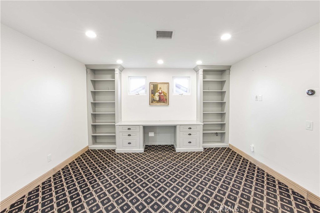 MLS #NP25043884 image #22