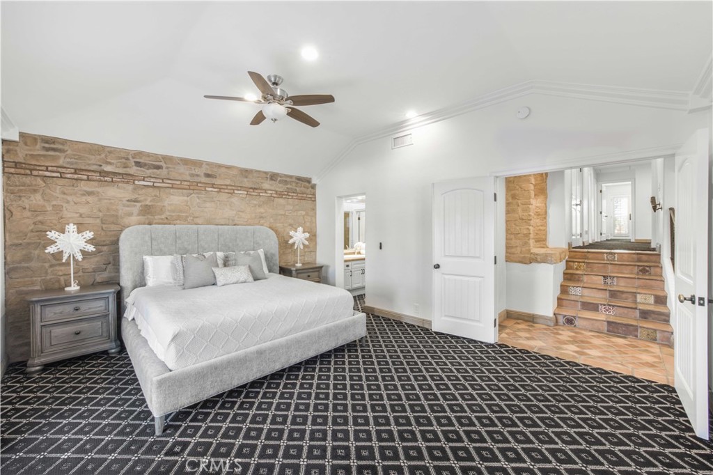 MLS #NP25043884 image #25