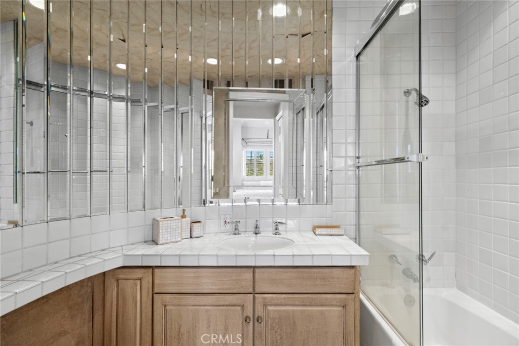 MLS #NP25053014 image #26