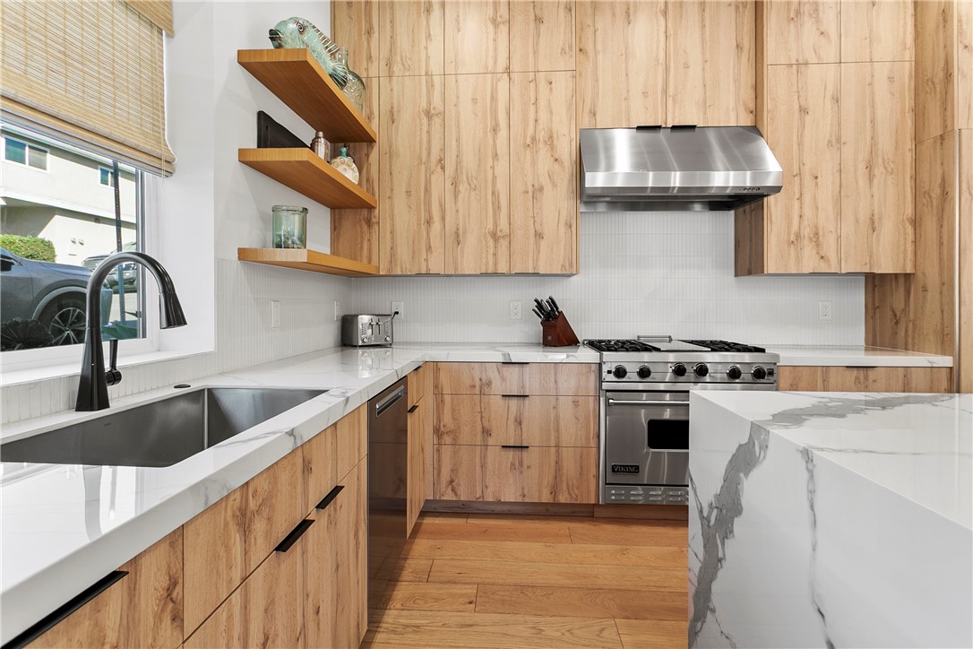 MLS #NP25065400 image #10