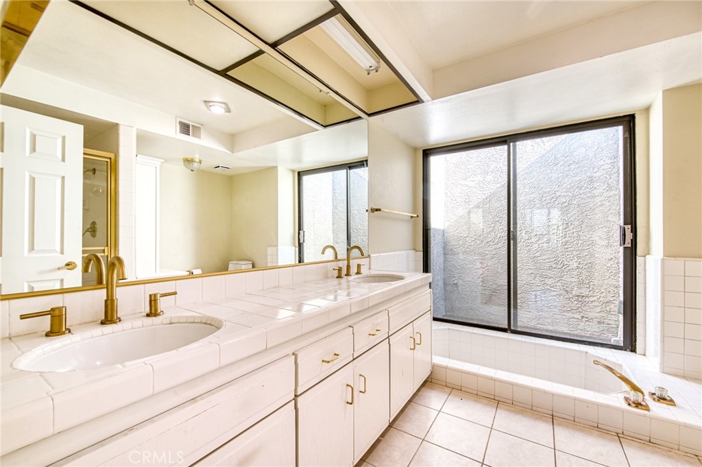 MLS #NP25067872 image #13