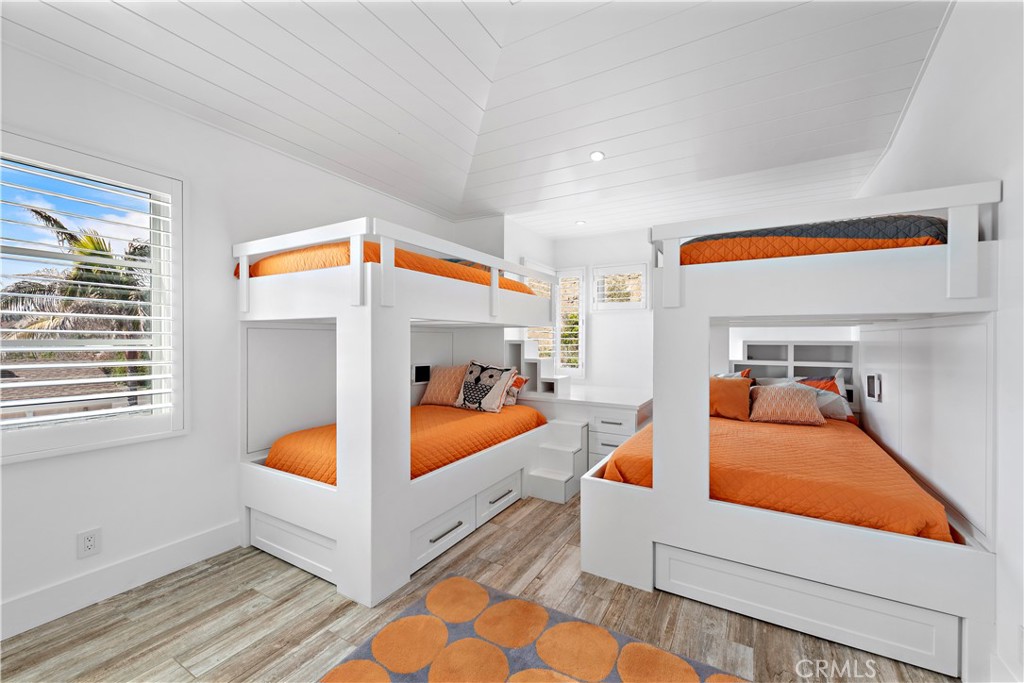 MLS #NP25076572 image #20