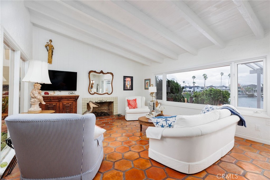 MLS #NP25080640 image #1