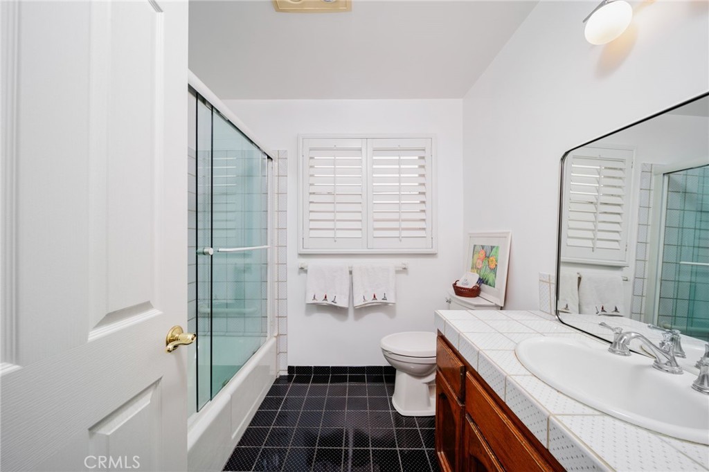 MLS #NP25080640 image #3