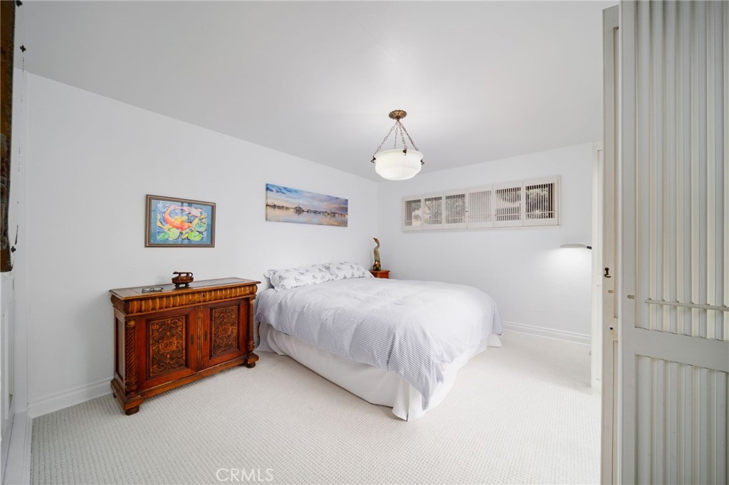 MLS #NP25080640 image #8