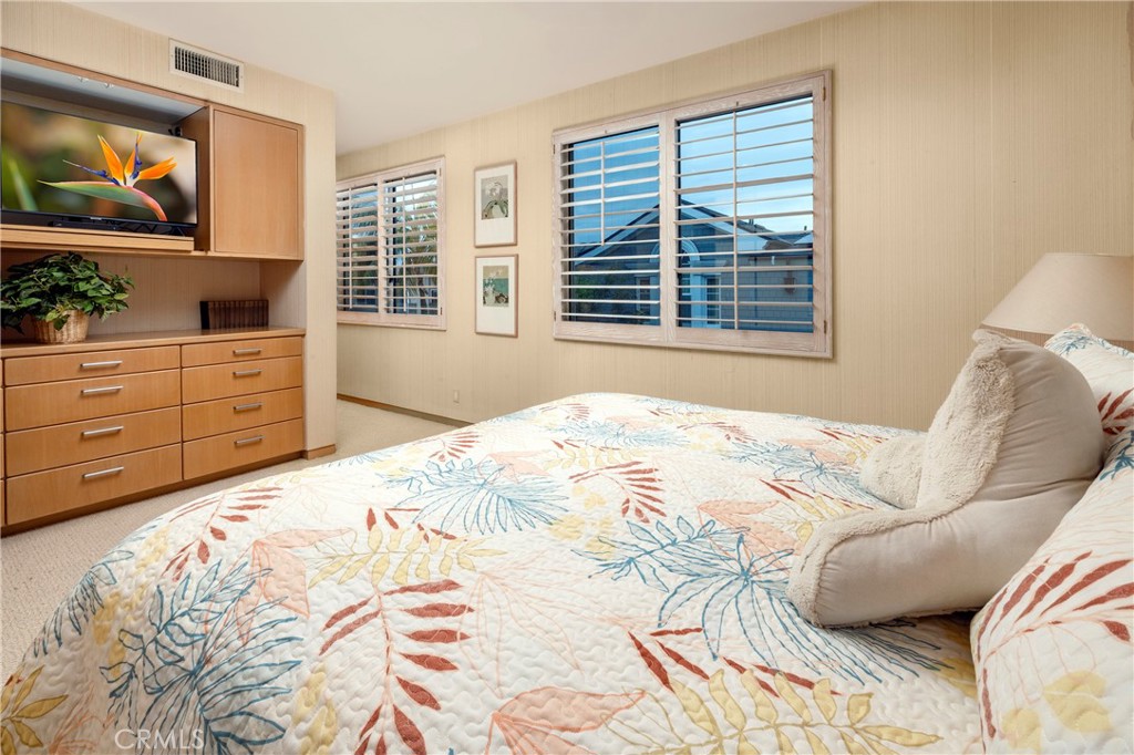 MLS #NP25084135 image #34