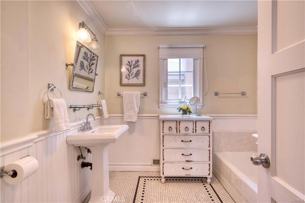 MLS #NP25087338 image #18