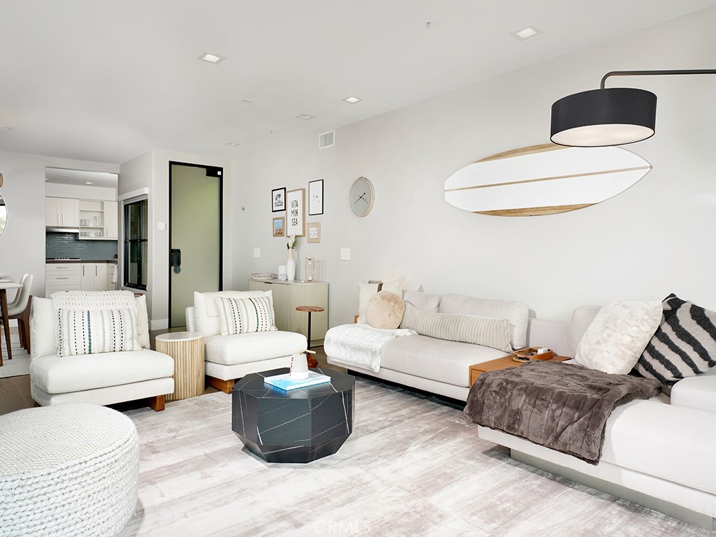 MLS #NP25088704 image #1