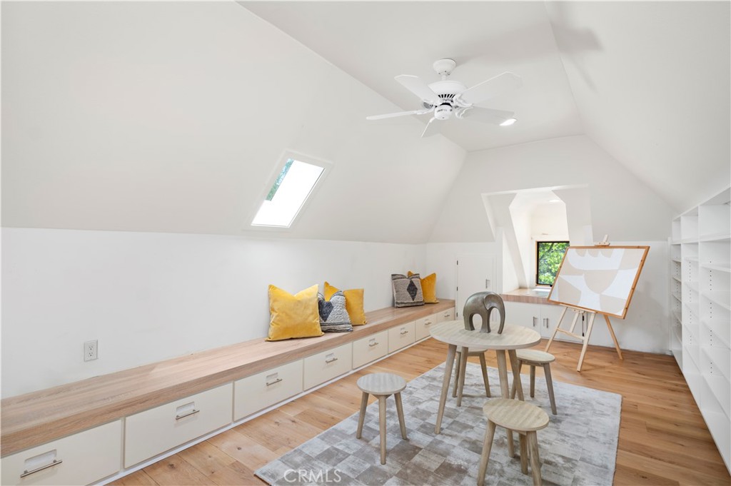 MLS #NP25091886 image #25