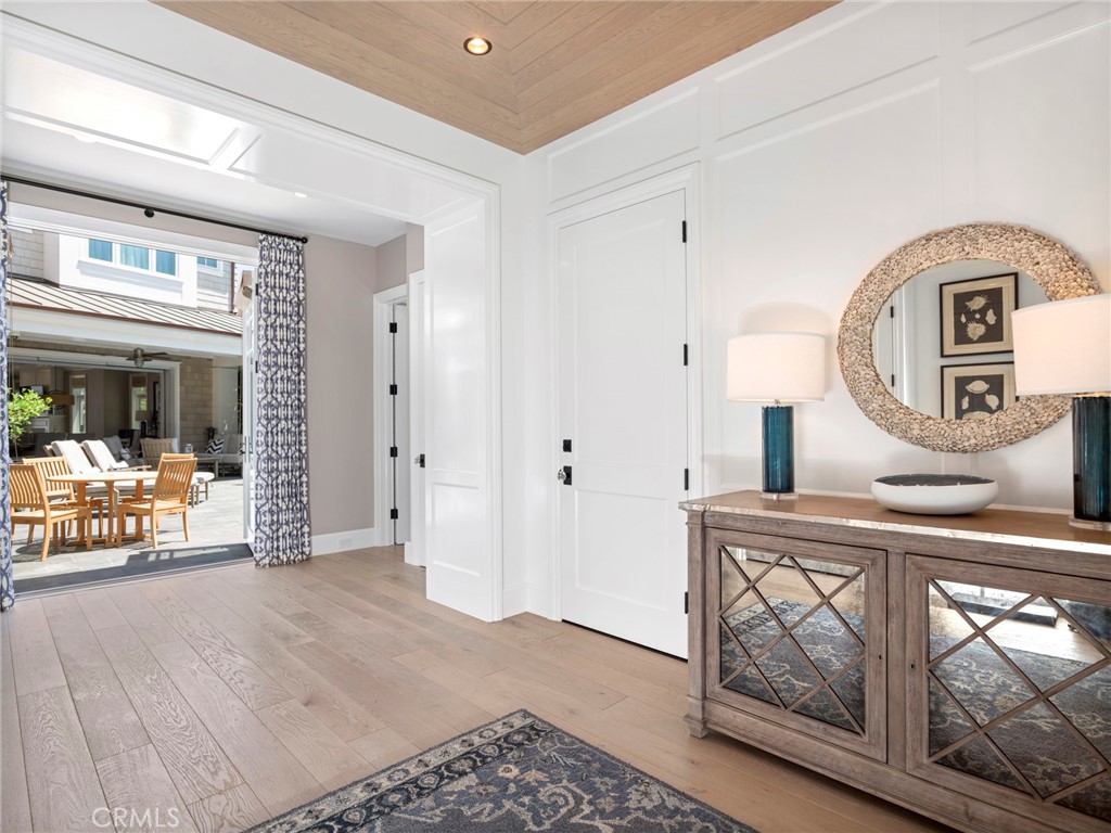 MLS #NP25098388 image #3