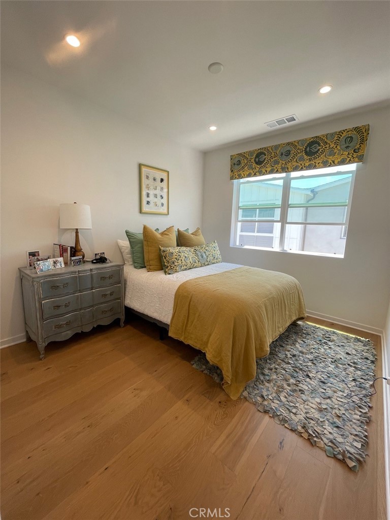 MLS #NP25100983 image #12