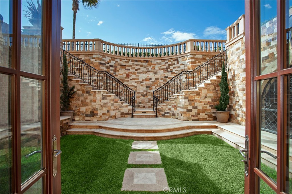 MLS #NP25103644 image #36