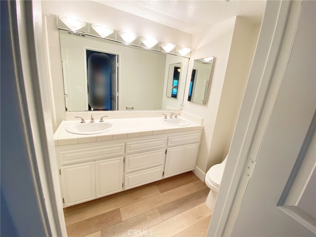 MLS #NP25105043 image #10