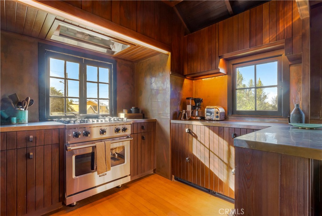 MLS #NP25115485 image #5