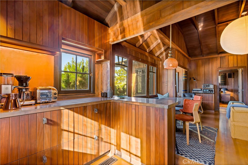 MLS #NP25115485 image #7