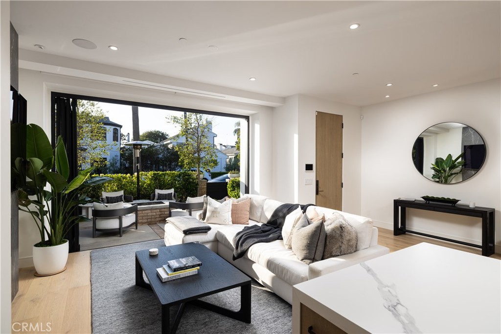 MLS #NP25117804 image #2