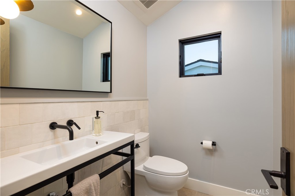 MLS #NP25117804 image #26