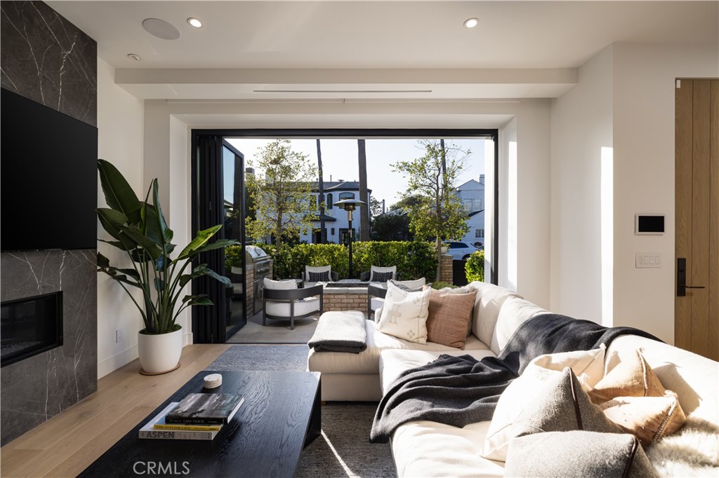 MLS #NP25117804 image #3