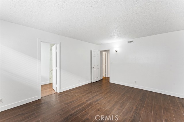 MLS #NP25129812 image #8