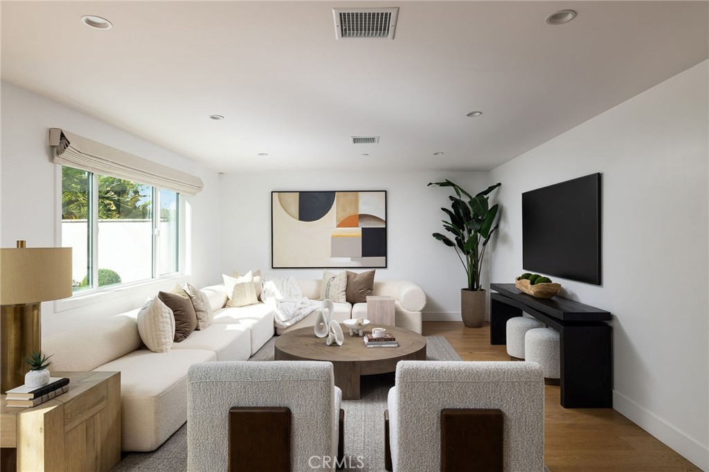 MLS #NP25129978 image #5