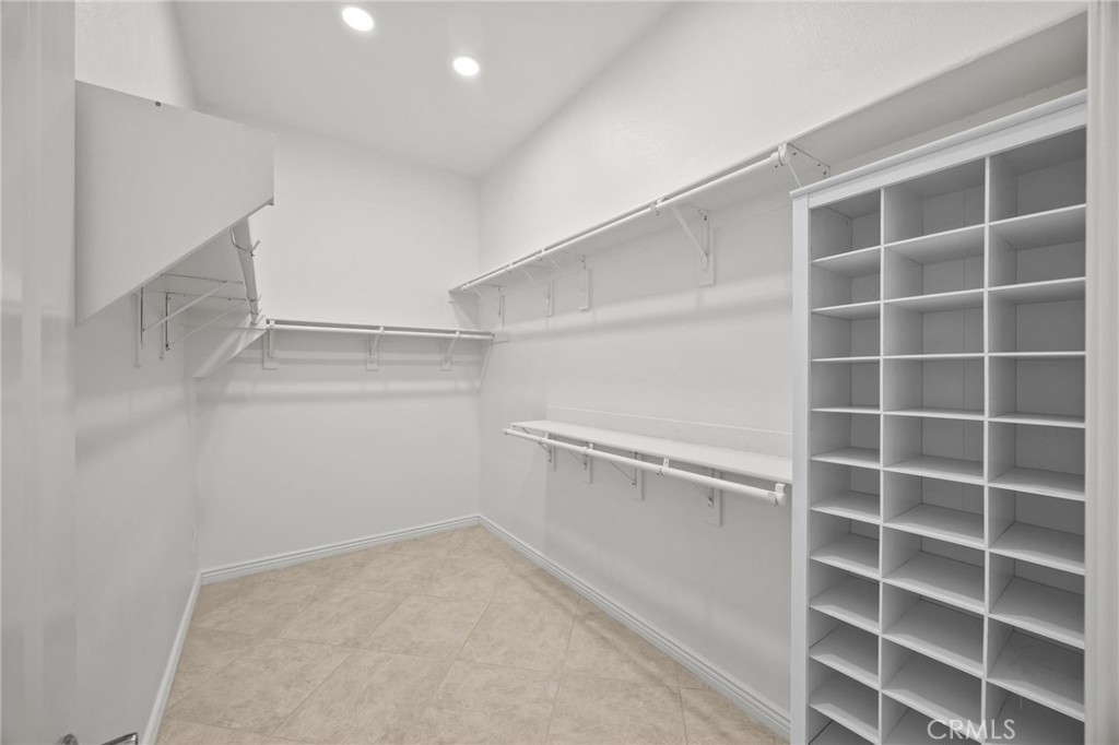 MLS #NP25132841 image #15