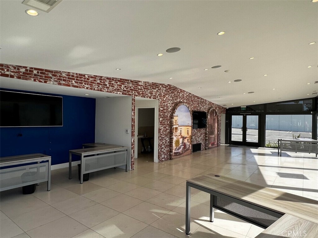 MLS #NP25134432 image #1