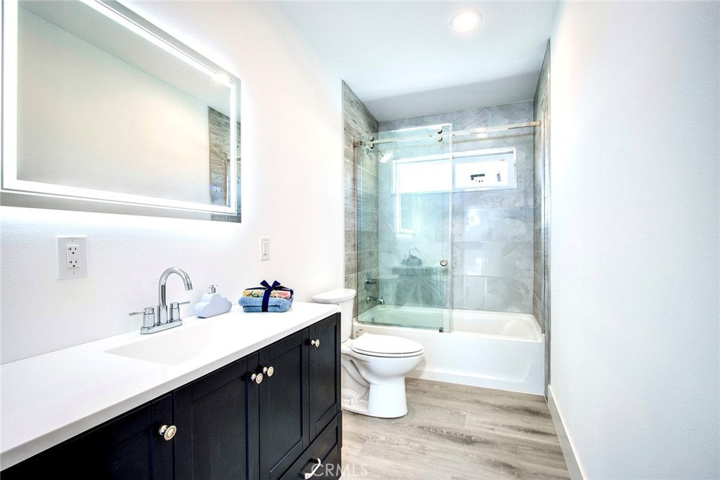 MLS #NP25136390 image #10