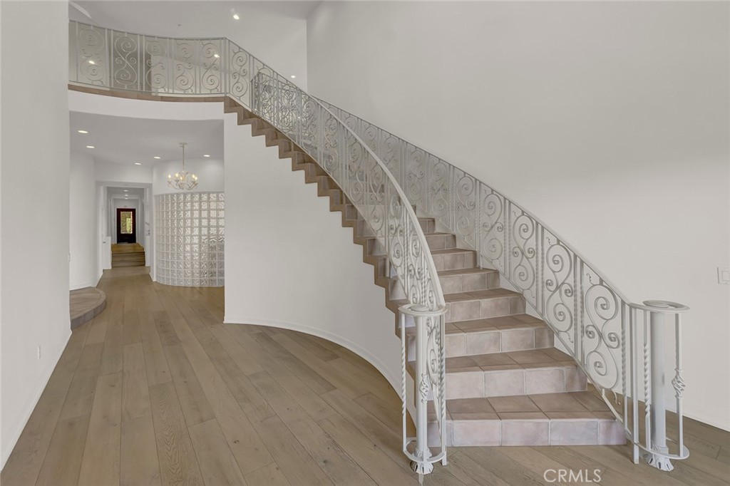 MLS #NP25139133 image #3