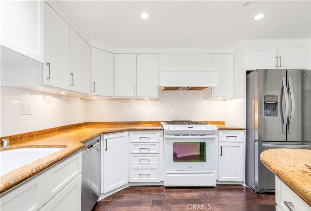 MLS #NP25141696 image #10