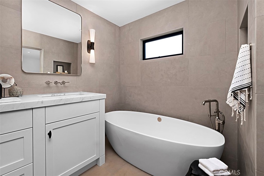 MLS #NP25147507 image #14