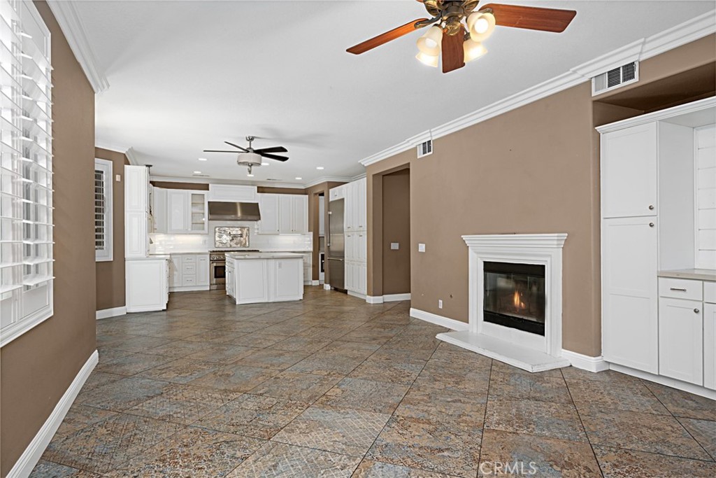 MLS #NP25150709 image #10