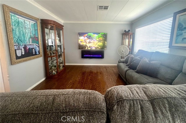 MLS #NP25150866 image #9