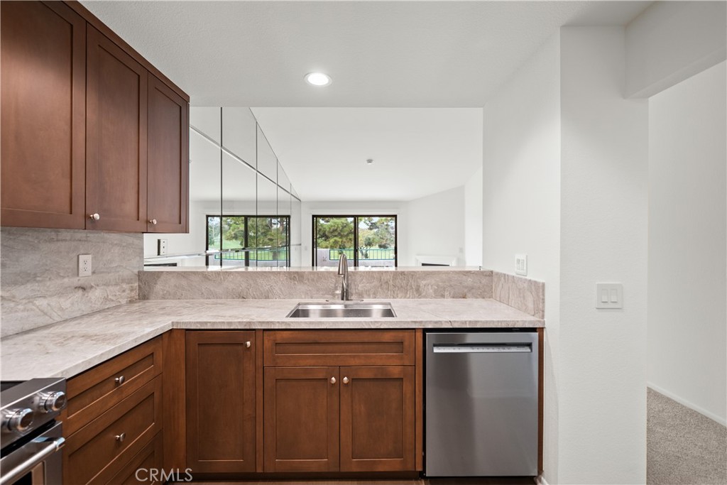 MLS #NP25155159 image #9