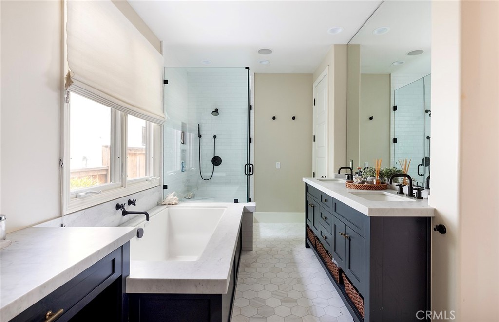 MLS #NP25155193 image #24