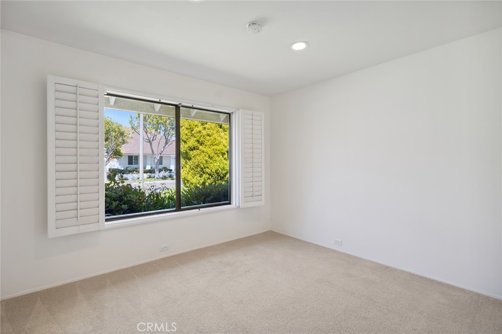 MLS #NP25157074 image #11