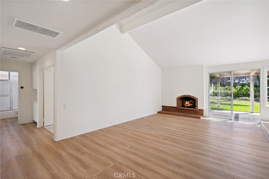 MLS #NP25157074 image #2