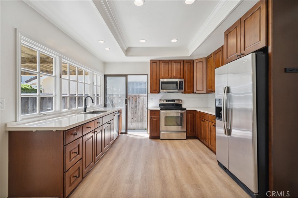 MLS #NP25157074 image #5