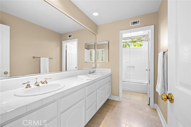 MLS #NP25158931 image #27