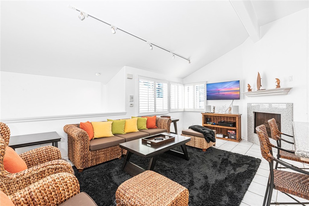 MLS #NP25160473 image #12